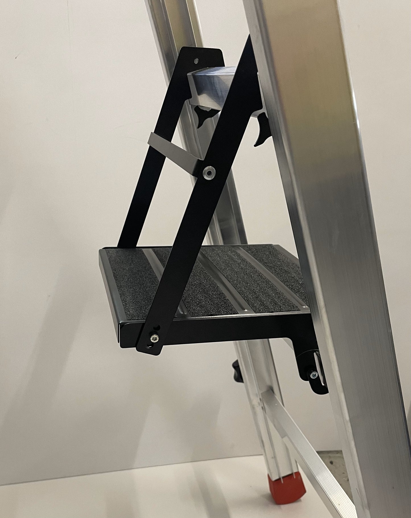 Trittplattform / Plattformstufe / Einhängeplattform